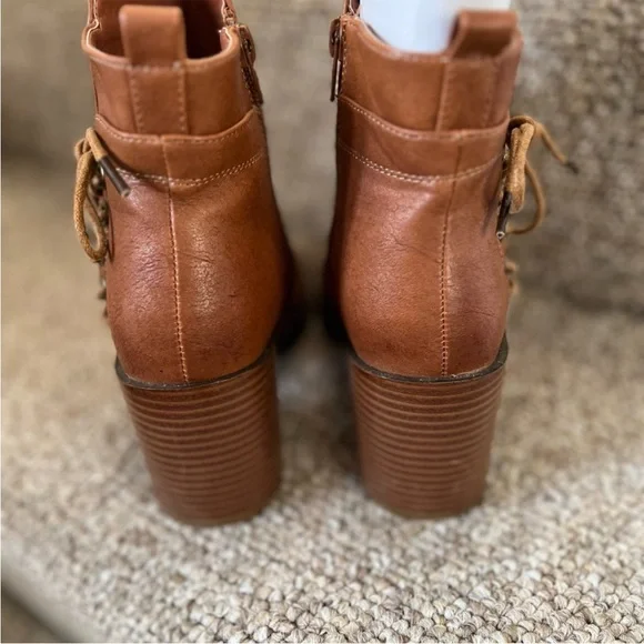 Olivia Miller Tan Lace-Up Block Heel Ankle Boots - Picture 6 of 7
